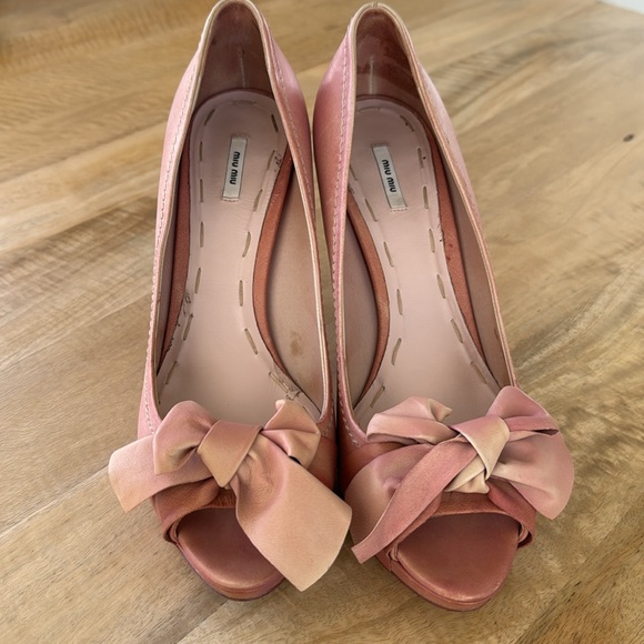 Miu Miu Peep-toe Bow Aged Pink Heels sz 39/ Us 8-8.5 ECU - Picture 2 of 16